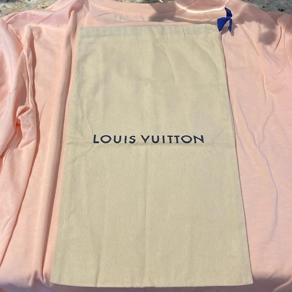 NWOT Louis Vuitton 9 X 15.5” dust bag